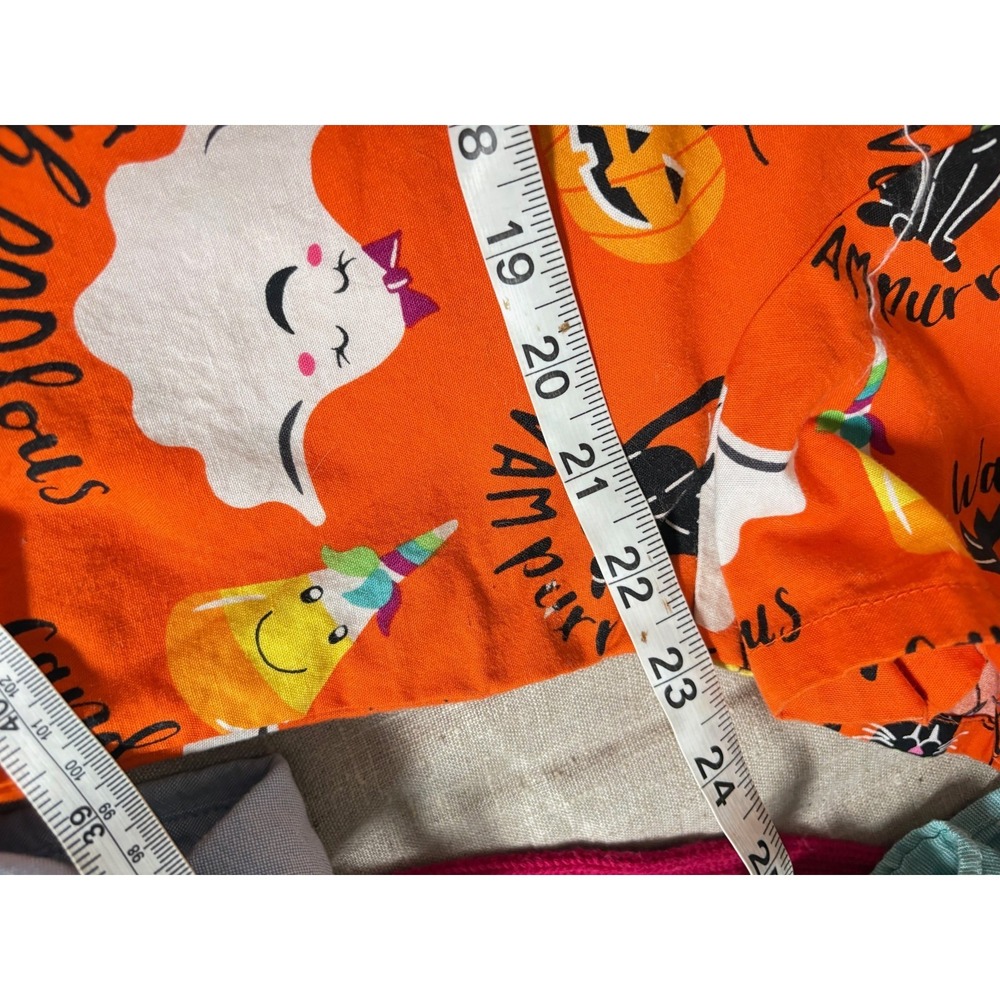 ScrubStar Halloween Scrub Top Large Orange Cats Ghosts Pumpkin Nurse V Neck - Picture 3 of 8